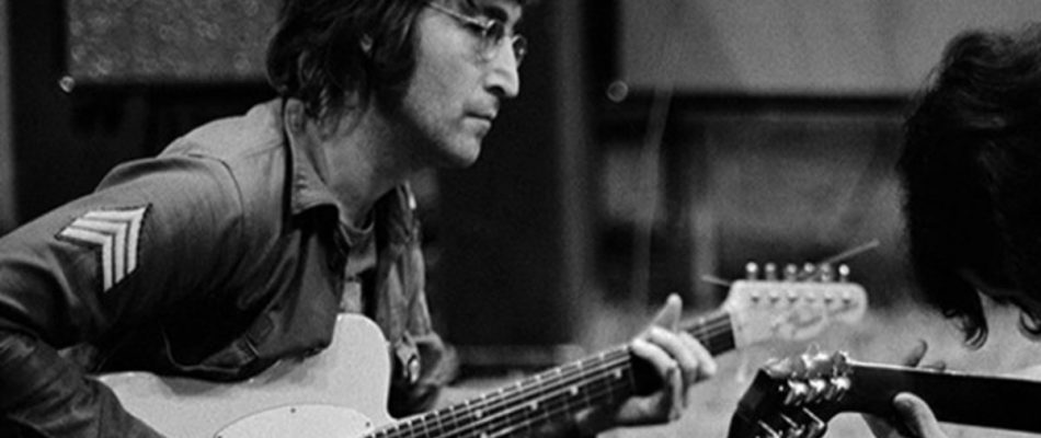 Vocalis The Beatles “John Lennon” Penyanyi Legendaris Sepanjang Masa